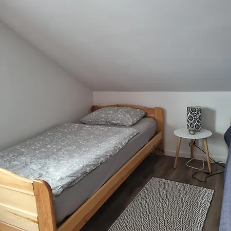 Eine Helle Gemuetliche Zum Wohlfuehlen Apartmán